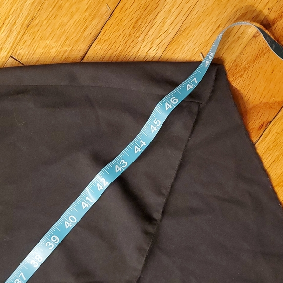 Donated Gorgeous black and gold prom dress - Picture 5 of 17